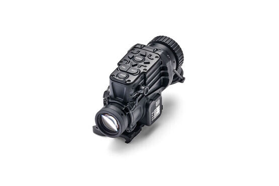 EOTECH ClipIR 1-8x Low Range Clip On Thermal Optic has a integrated Picatinny mount